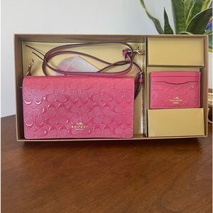 Barbie vibes!! New in box COACH handbag and card holder